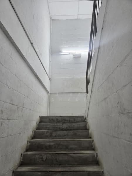 Shop / Office for Rent in Taman Kajang Utama (Kajang) - Najibah Sahari - Corridor - PropertyGuru.com.my