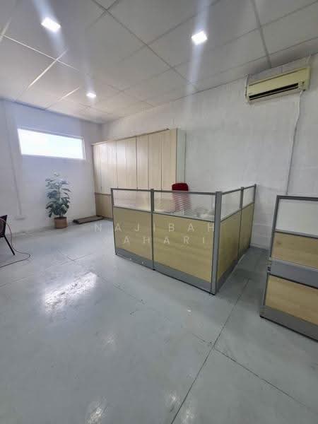 Shop / Office for Rent in Taman Kajang Utama (Kajang) - Najibah Sahari - Interior - PropertyGuru.com.my