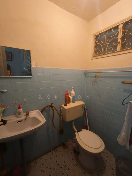 1-storey Terraced House for Sale in Taman Sri Tebrau (Johor Bahru) - Ask Hon - Bathroom - PropertyGuru.com.my