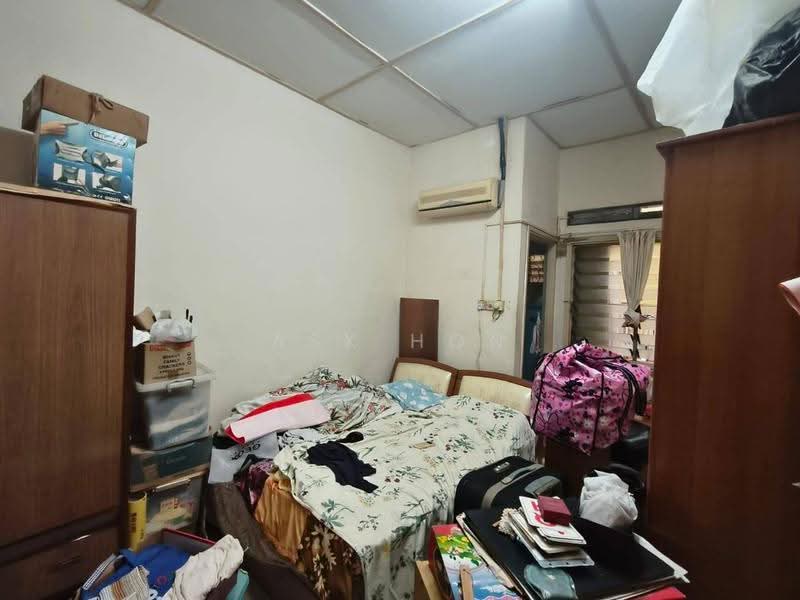 1-storey Terraced House for Sale in Taman Sri Tebrau (Johor Bahru) - Ask Hon - Bedroom - PropertyGuru.com.my