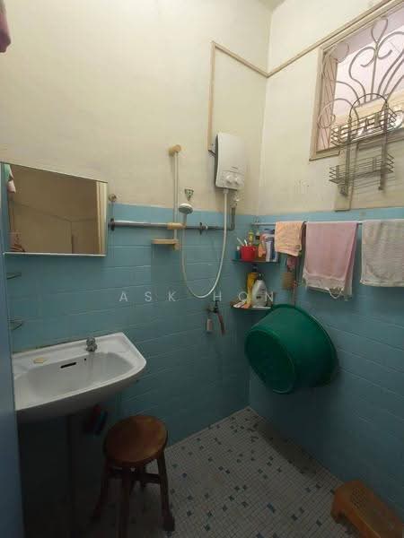 1-storey Terraced House for Sale in Taman Sri Tebrau (Johor Bahru) - Ask Hon - Bathroom - PropertyGuru.com.my