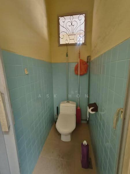 1-storey Terraced House for Sale in Taman Sri Tebrau (Johor Bahru) - Ask Hon - Bathroom - PropertyGuru.com.my