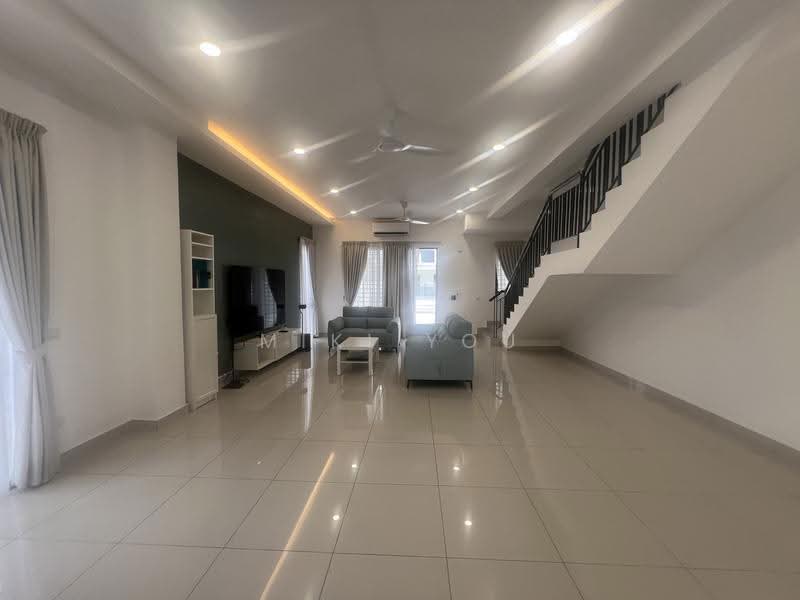 Rumah Teres 2-Tingkat untuk Dijual di Bandar Rimbayu (Telok Panglima Garang) - Miki You - Living Room - PropertyGuru.com.my