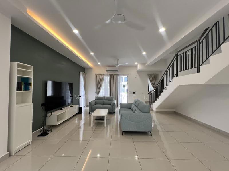 Rumah Teres 2-Tingkat untuk Dijual di Bandar Rimbayu (Telok Panglima Garang) - Miki You - Living Room - PropertyGuru.com.my