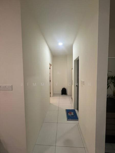 Kondominium untuk Dijual di Riverine Diamond - Jimmyy Chin - Corridor - PropertyGuru.com.my