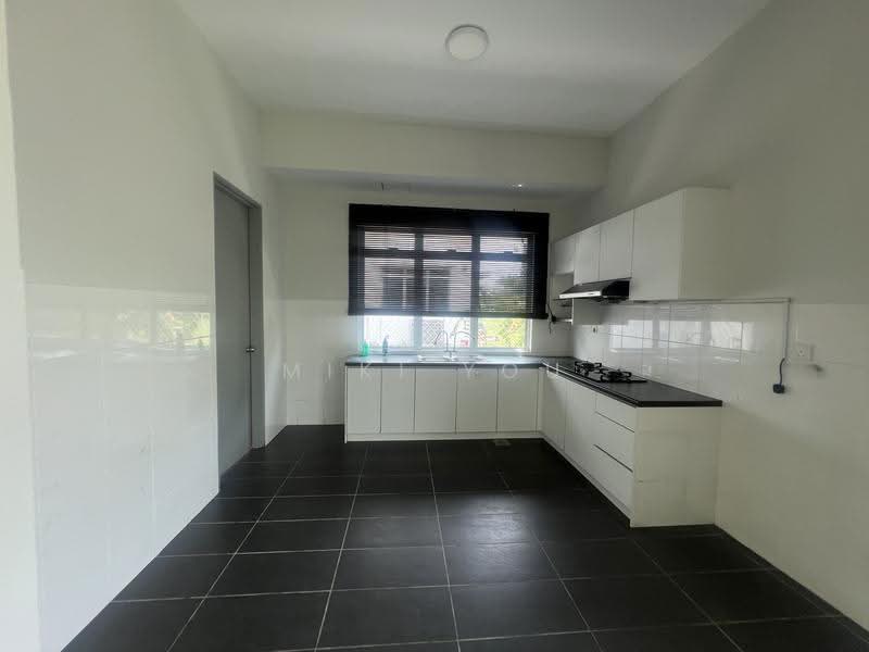 Rumah Teres 2-Tingkat untuk Dijual di Bandar Rimbayu (Telok Panglima Garang) - Miki You - Kitchen - PropertyGuru.com.my