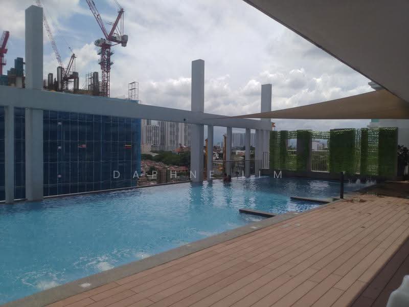 Kondominium untuk Dijual di Palace Court (Sri Istana) - Daphne Lim - Pool - PropertyGuru.com.my