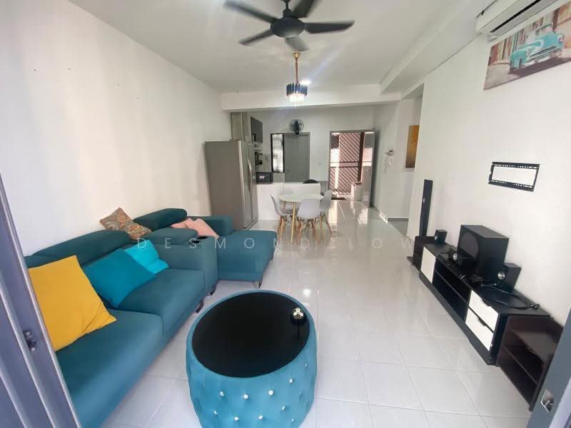 Pangsapuri untuk Disewa di Residensi Aman Jalil - Desmond Low - Living Room - PropertyGuru.com.my