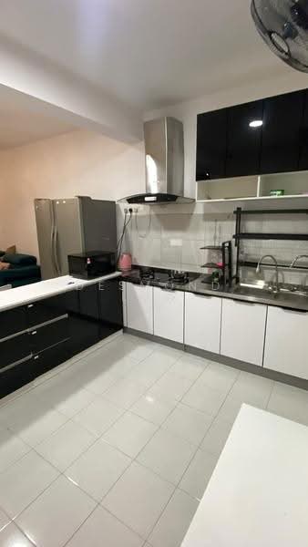 Pangsapuri untuk Disewa di Residensi Aman Jalil - Desmond Low - Kitchen - PropertyGuru.com.my