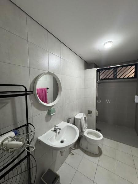 Pangsapuri untuk Disewa di Residensi Aman Jalil - Desmond Low - Bathroom - PropertyGuru.com.my