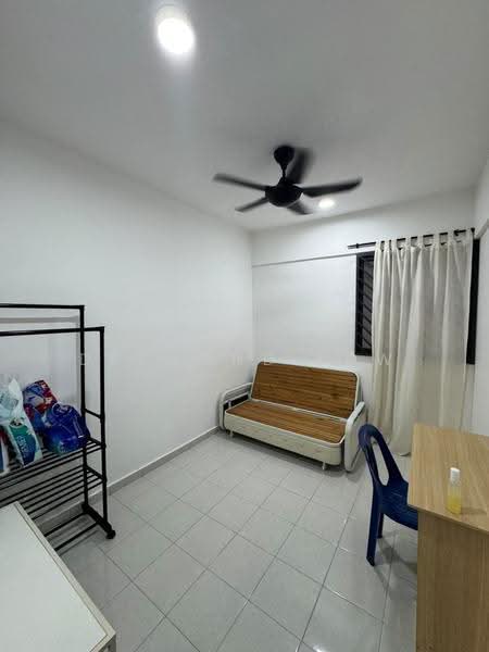 Pangsapuri untuk Disewa di Residensi Aman Jalil - Desmond Low - Living Room - PropertyGuru.com.my