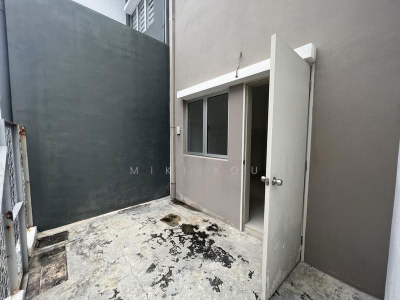 Rumah Teres 2-Tingkat untuk Dijual di Bandar Rimbayu (Telok Panglima Garang) - Miki You - Exterior - PropertyGuru.com.my