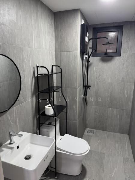 Kediaman Servis untuk Disewa di Savvy @ Riana Dutamas - Sr. Alan NBH - Bathroom - PropertyGuru.com.my