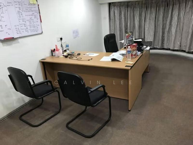 Kilang untuk Disewa di Kawasan Perindustrian Mount Austin (Tebrau) - Calvin Lee - Study - PropertyGuru.com.my