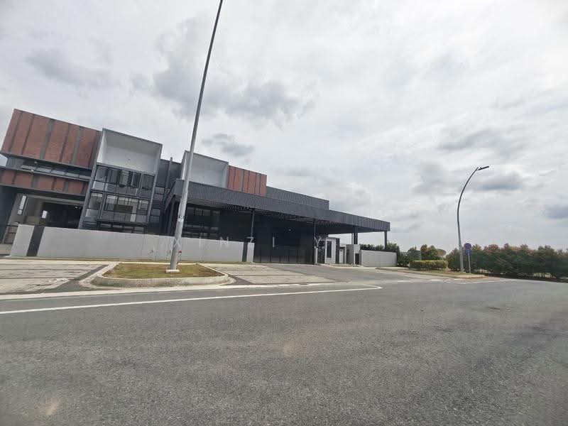 Semi-D Factory for Rent in Elmina (Shah Alam) - Xinzi Yew - Exterior - PropertyGuru.com.my