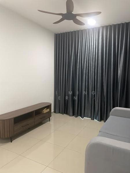 Kediaman Servis untuk Disewa di Parkland Residence @ Kajang 2 - Chai Ming Hern - Living Room - PropertyGuru.com.my