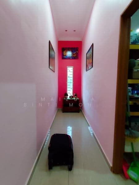 Bungalow House untuk Dijual di Lenggeng (Negeri Sembilan) - Maizura binti Mohd Darus - Corridor - PropertyGuru.com.my