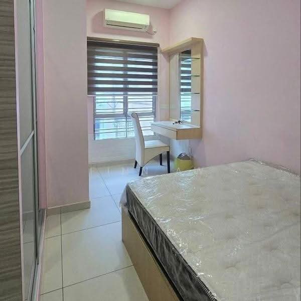 Rumah Teres 2-Tingkat untuk Dijual di Setia Tropika (Johor Bahru) - Finn Aw - Bedroom - PropertyGuru.com.my