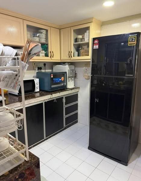 Kondominium untuk Disewa di Desa Kiara - Ivan Tan - Kitchen - PropertyGuru.com.my