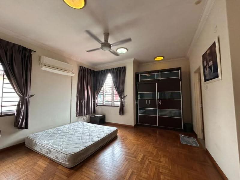 Rumah Kluster untuk Dijual di Taman Gaya (Ulu Tiram) - Even Chun - PropertyGuru.com.my