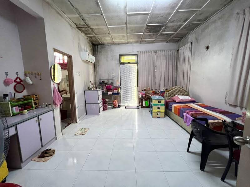 Rumah Teres 2-Tingkat untuk Dijual di Permas Jaya (Johor Bahru) - Nicholas Tey - Bedroom - PropertyGuru.com.my
