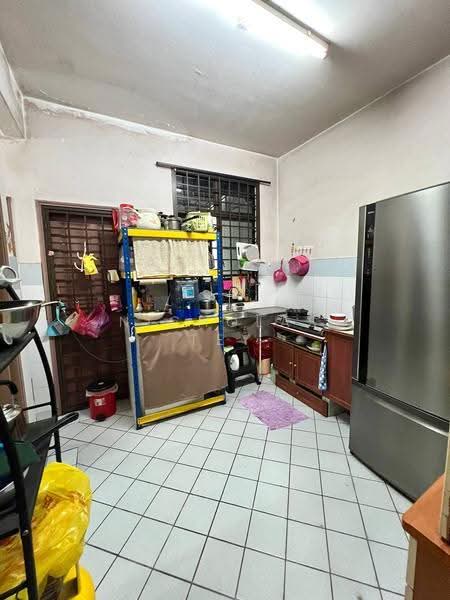 Rumah Teres 2-Tingkat untuk Dijual di Permas Jaya (Johor Bahru) - Nicholas Tey - Kitchen - PropertyGuru.com.my