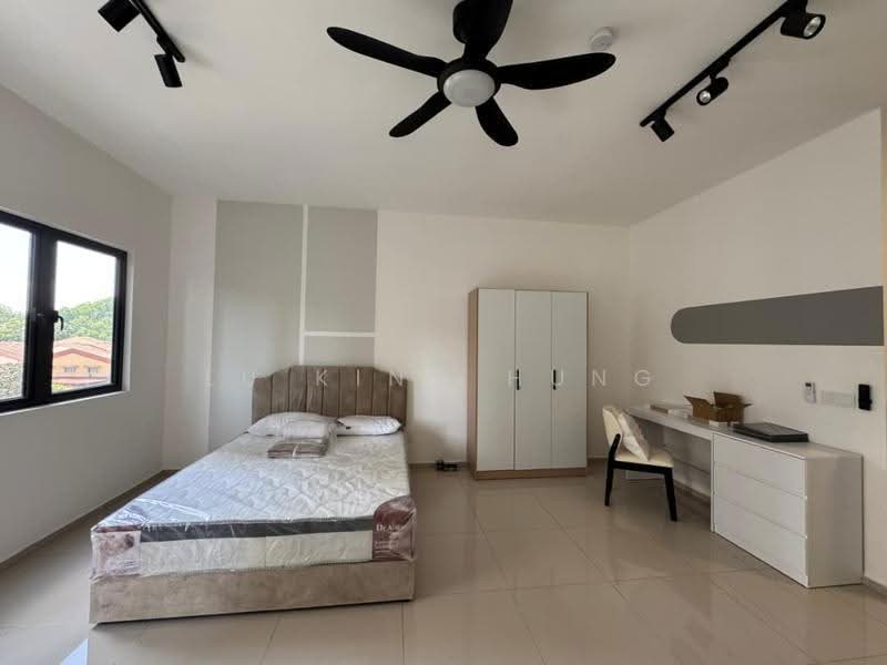 Kediaman Servis untuk Disewa di One Equine - Lu King Hung - Bedroom - PropertyGuru.com.my