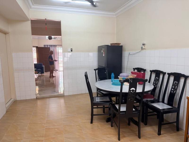 2-storey Terraced House for Sale in Taman Cheng Perdana 1 (Cheng) - Ramona Tan - PropertyGuru.com.my