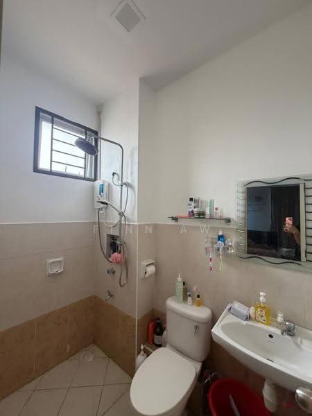 Rumah Teres 2-Tingkat untuk Dijual di Bukit Indah (Iskandar Puteri (Nusajaya)) - Finn Aw - Bathroom - PropertyGuru.com.my