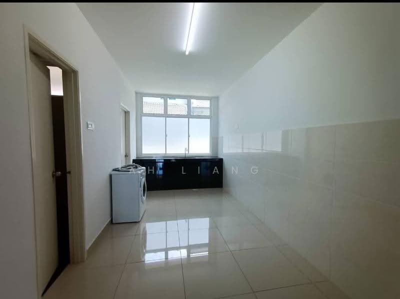 Rumah Teres 2-Tingkat untuk Dijual di Bandar Penawar (Kota Tinggi) - Ah Liang - Kitchen - PropertyGuru.com.my