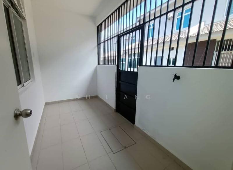 Rumah Teres 2-Tingkat untuk Dijual di Bandar Penawar (Kota Tinggi) - Ah Liang - Exterior - PropertyGuru.com.my