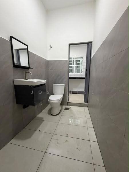 Bungalow House for Sale in Taman Markisah (Bukit Mertajam) - Josephine Lim - Bathroom - PropertyGuru.com.my