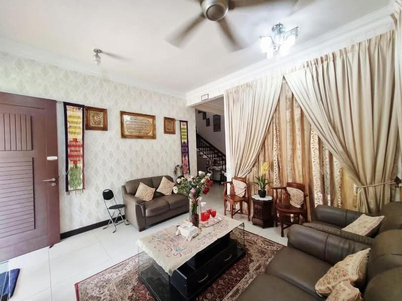 Semi-Detached House for Sale in Seksyen U9 (Shah Alam) - muharni sawarin - Living Room - PropertyGuru.com.my