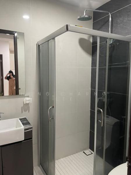 Condominium for Rent at Royal Strand @ Country Garden Danga Bay - Hong Charng Lee - Bathroom - PropertyGuru.com.my