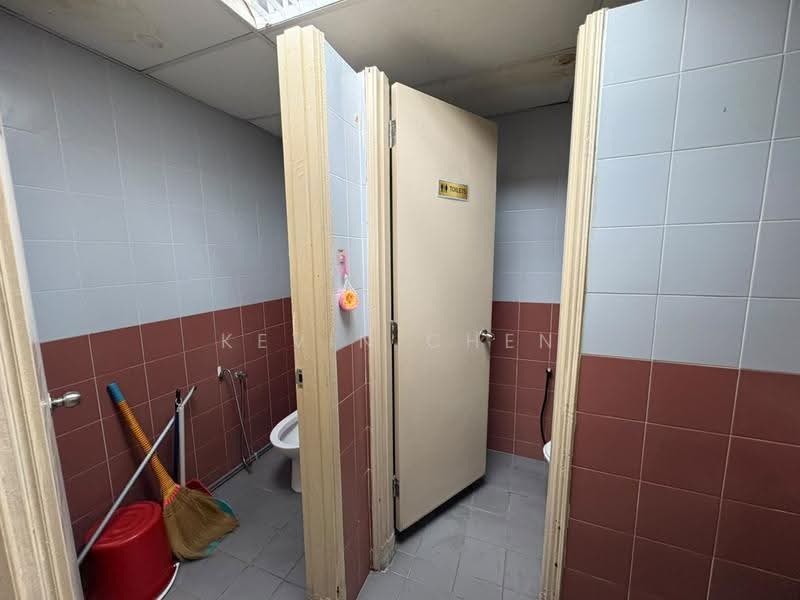 Shop / Office for Rent in KL City Centre (Kuala Lumpur) - Kevin Chen - Bathroom - PropertyGuru.com.my