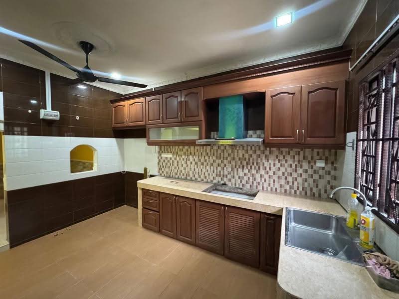 1-storey Terraced House for Sale in Bandar Bukit Raja (Klang) - YURI HUSAIN - PropertyGuru.com.my