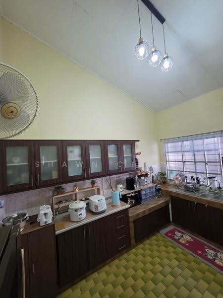Rumah Teres 1.5-Tingkat untuk Dijual di Taman Bukit Maluri (Kepong) - Shawn Chong - Kitchen - PropertyGuru.com.my