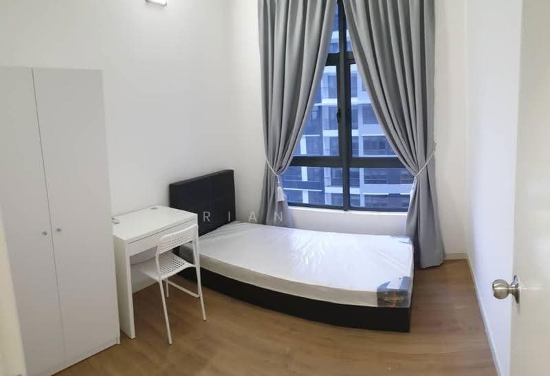 Kondominium untuk Dijual di Casa Green - Adrian Loo - Bedroom - PropertyGuru.com.my