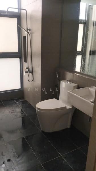 Condominium for Rent at Lakefront Residence - Angely Lau - Bathroom - PropertyGuru.com.my