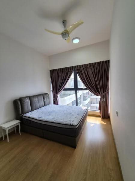 Condominium for Rent at Amberside @ Country Garden Danga Bay - AhMood Goh - Bedroom - PropertyGuru.com.my