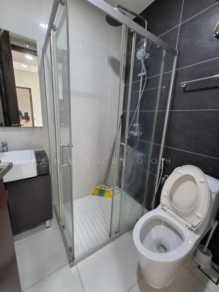 Condominium for Rent at Amberside @ Country Garden Danga Bay - AhMood Goh - Bathroom - PropertyGuru.com.my