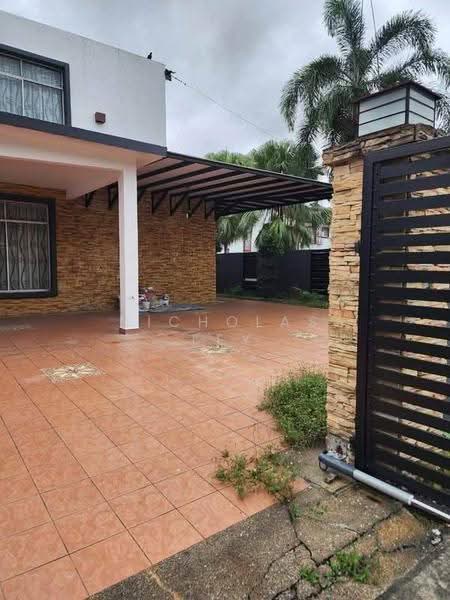 Rumah Teres 2-Tingkat untuk Dijual di Setia Tropika (Johor Bahru) - Nicholas Tey - Exterior - PropertyGuru.com.my