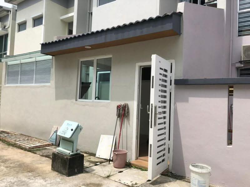 Rumah Teres 2-Tingkat untuk Disewa di Shah Alam (Selangor) - Yasmin Sulaiman - Exterior - PropertyGuru.com.my
