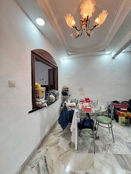2-storey Terraced House for Sale in Taman Tan Sri Yaacob (Johor Bahru) - Joanne Lau - Dining Room - PropertyGuru.com.my
