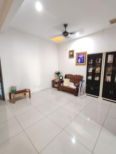 Rumah Teres 2-Tingkat untuk Dijual di Taman Nusa Idaman (Iskandar Puteri (Nusajaya)) - Anna Woon - Living Room - PropertyGuru.com.my