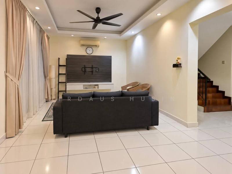 Kondominium untuk Dijual di Armanee - Firdaus Husin - Living Room - PropertyGuru.com.my