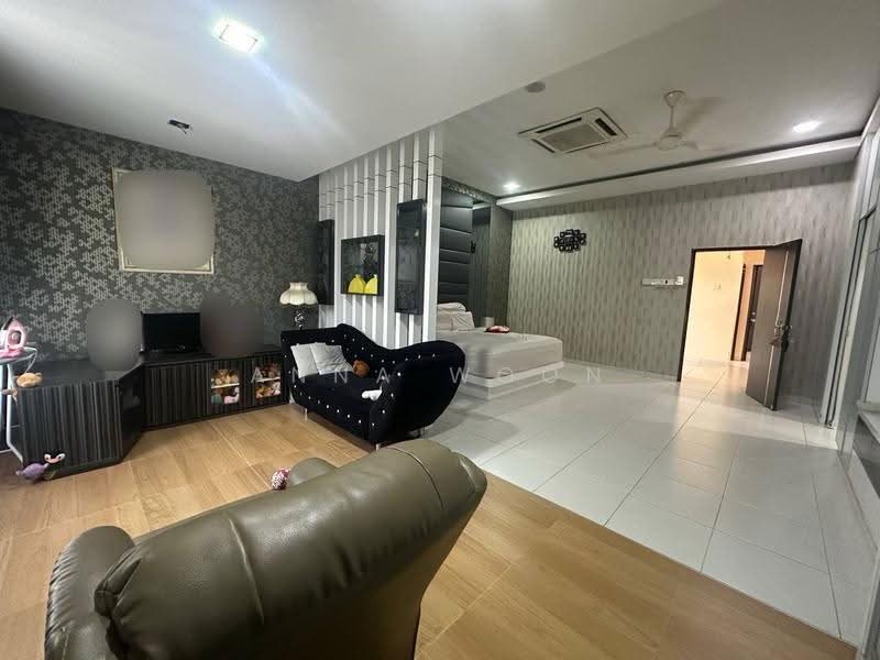 Rumah Kluster untuk Dijual di Taman Mutiara Rini (Skudai) - Anna Woon - Living Room - PropertyGuru.com.my