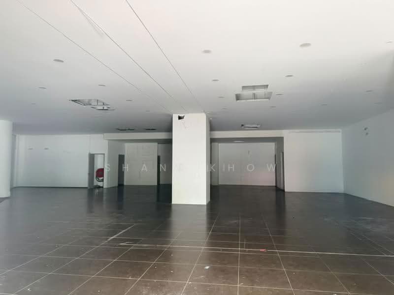Shop for Rent in Lake Fields (Sungai Besi) - Shane Khow - Interior - PropertyGuru.com.my