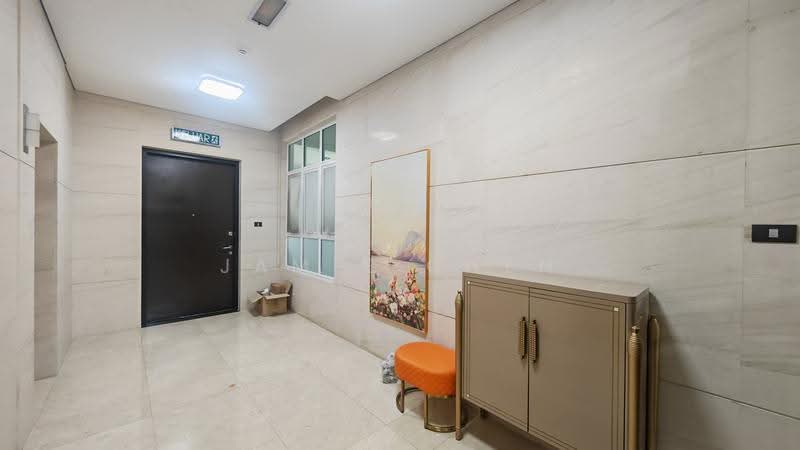 Kondominium untuk Disewa di The Pearl KLCC - Jamie Chen - Entrance - PropertyGuru.com.my
