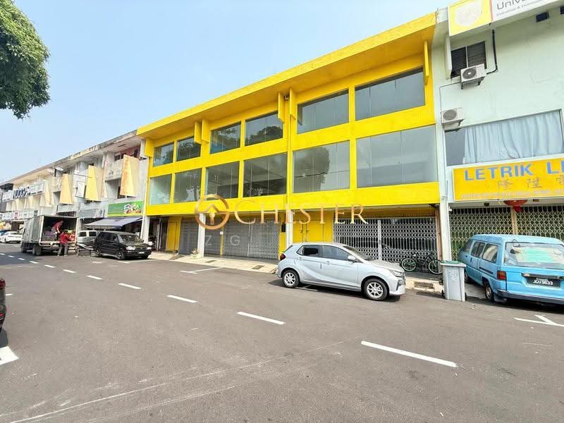 Shop / Office for Sale in Taman Sri Saga (Batu Pahat) - ZG Law - PropertyGuru.com.my